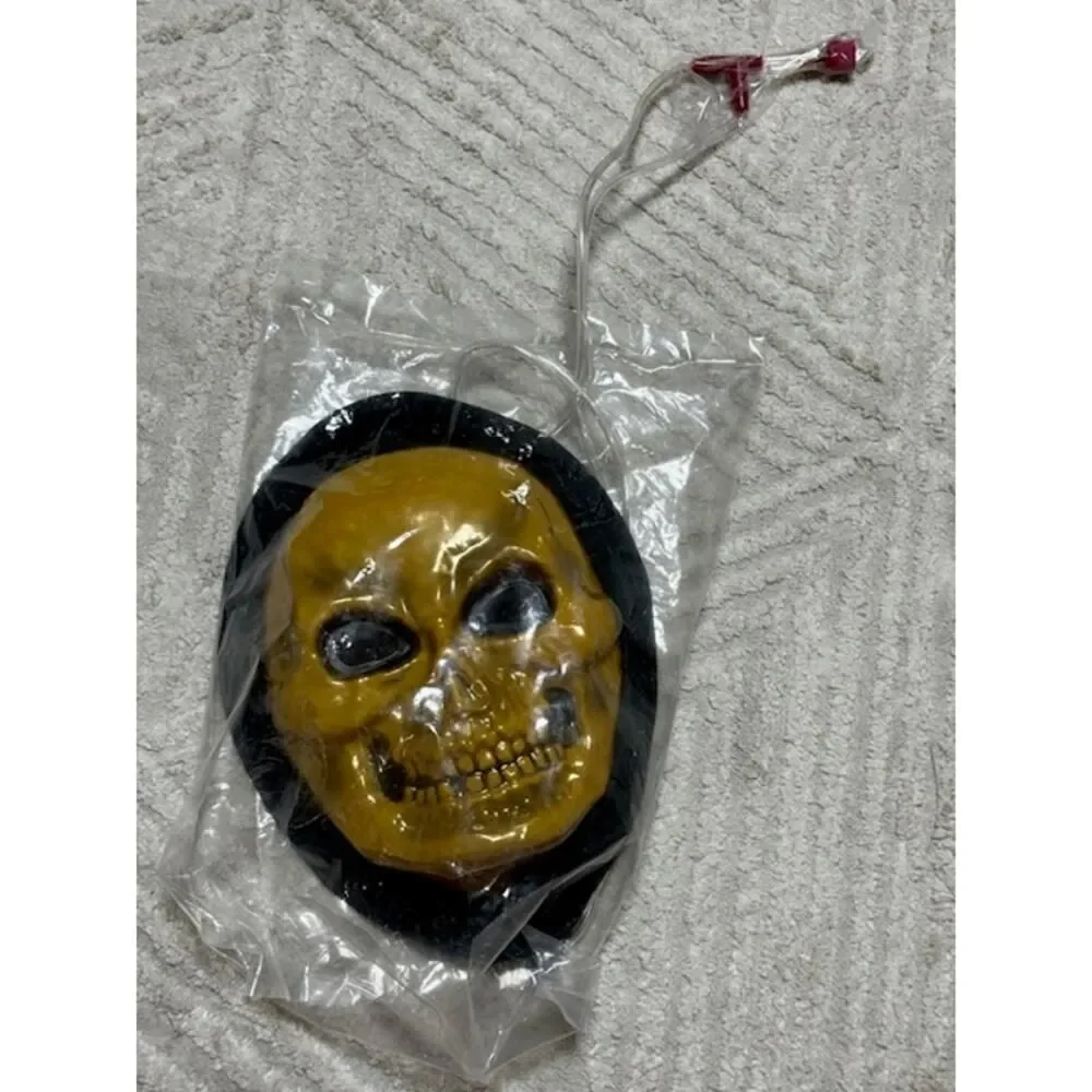 Fun World Halloween Dripping Bleeding Skull Skeleton Reaper Costume Mask New